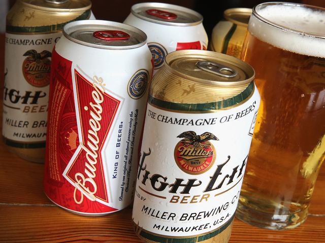 Man arrested for running into burning building to save two cans of Bud Ice