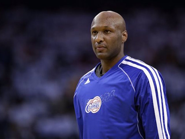 Former NBA star Lamar Odom collapses at nightclub