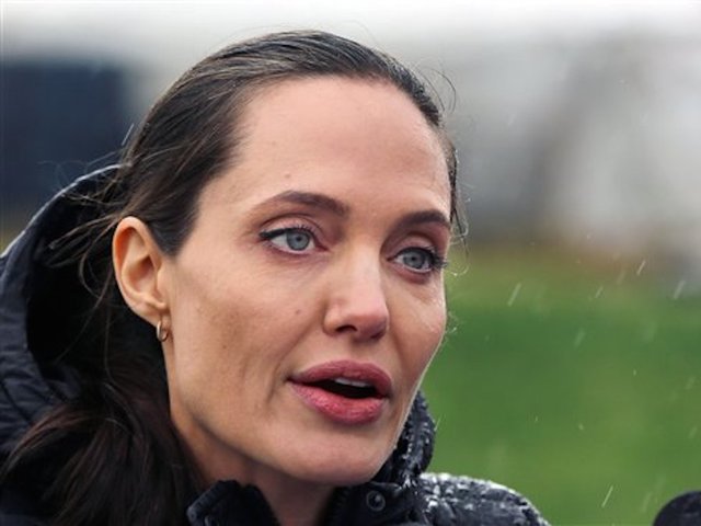 Angelina Jolie says world has failed refugees