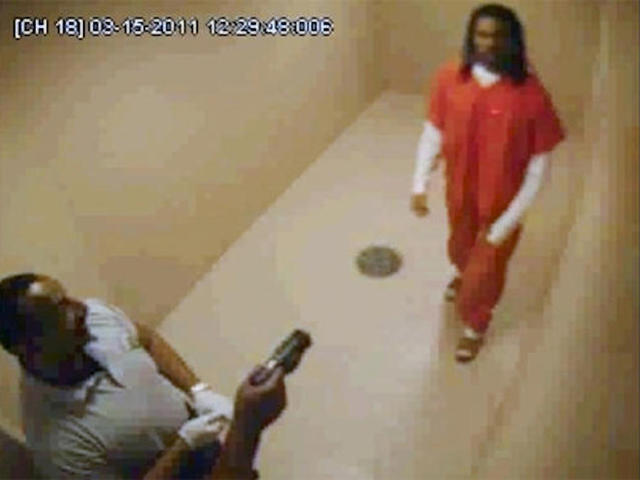 Video: Inmate shocked with stun gun before death