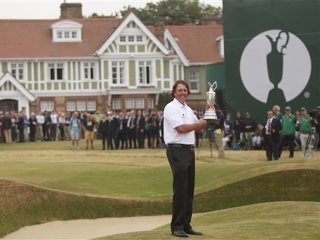 Phil Mickelson agrees to forfeit $1M in SEC case