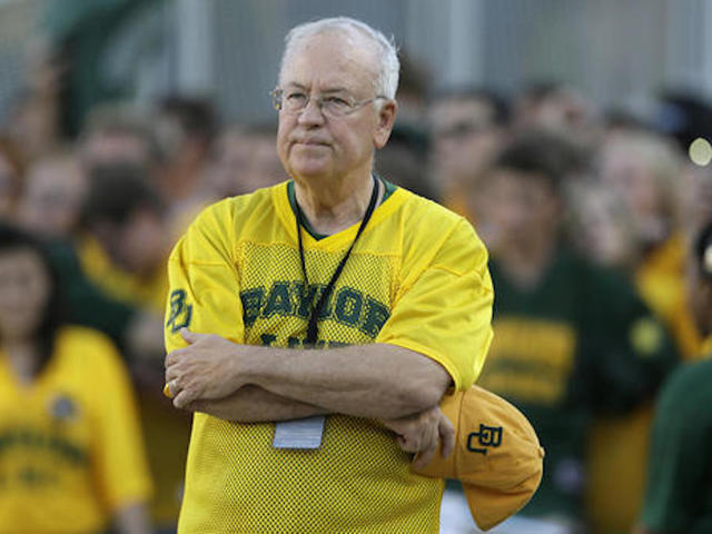 Baylor fires football coach, replaces president