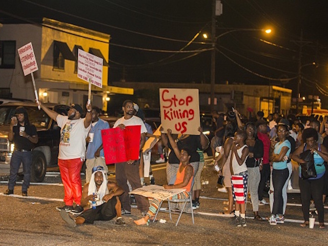 3 shot near site of Alton Sterling shooting, report says