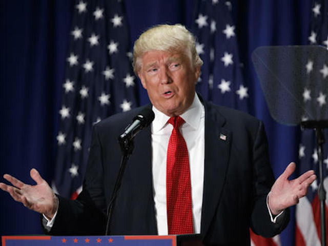 Trump reverses himself, says Obama is US citizen