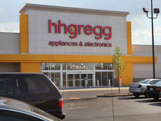 Hhgregg vows to close its stores for Thanksgiving