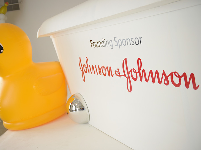 Johnson & Johnson hit with $1B penalty for faulty hip implants