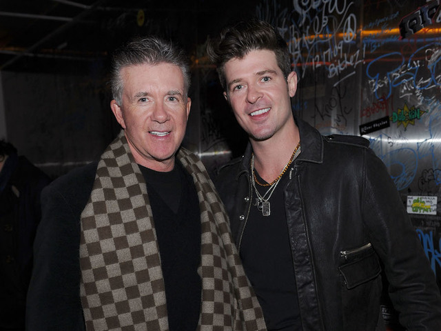 Robin Thicke gives emotional tribute to father Alan Thicke