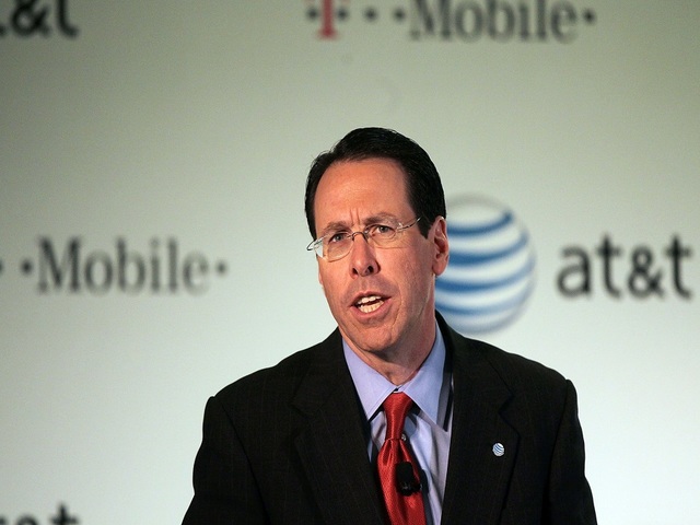 AT&T CEO optimistic about tax reform under Trump