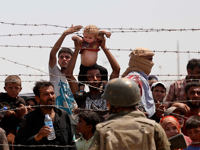 Trump to end refugee program, visas from Muslim-majority countries