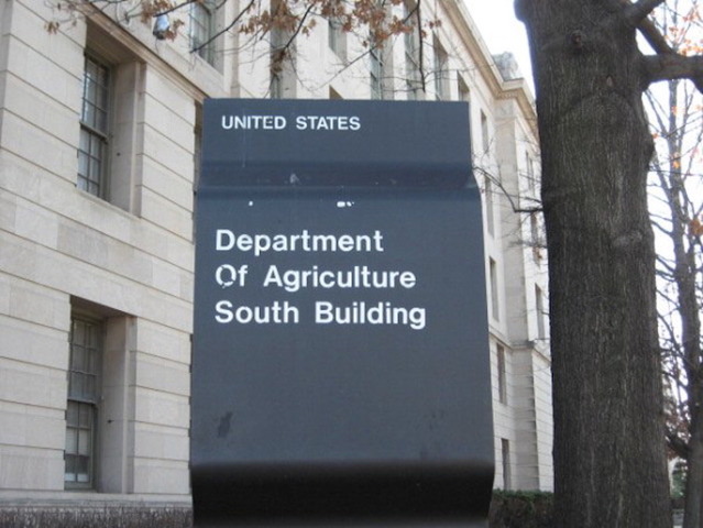 USDA removes online database that included animal abuse; activists cry foul