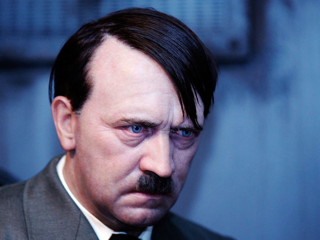 Valentine card featuring Holocaust joke handed out by Central Michigan University group
