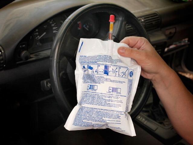 Mother uses daughter's breath to circumvent DUI car device
