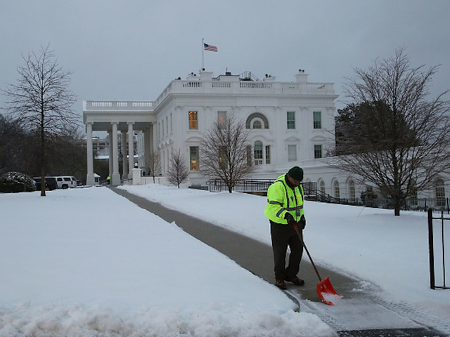 Mild winter could be in store for many Americans, NOAA says