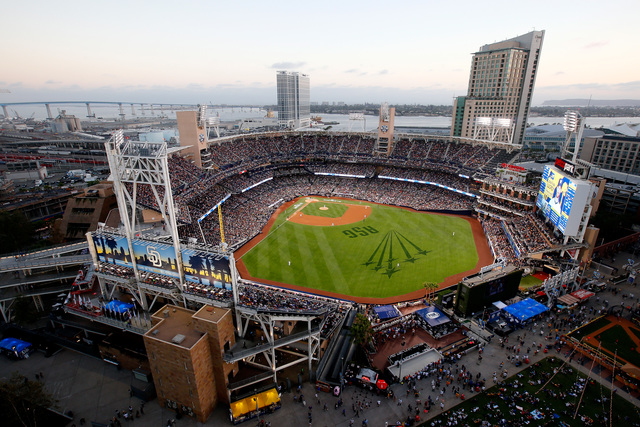 Facebook will stream one MLB game a week
