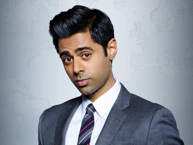 'Daily Show' comic tapped for White House Correspondents' Dinner