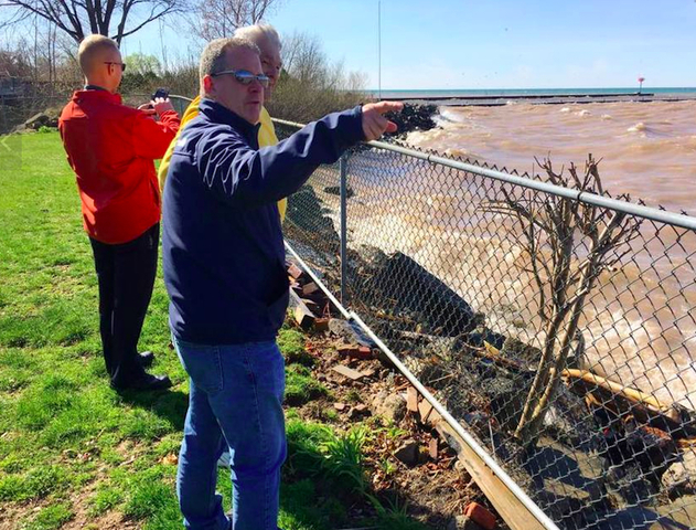 New York's Niagra County declares state of emergency over rising Lake Ontario levels