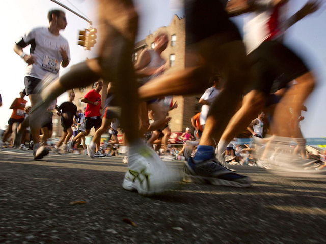 Bystander helps revive marathon runner who collapsed after going into cardiac arrest