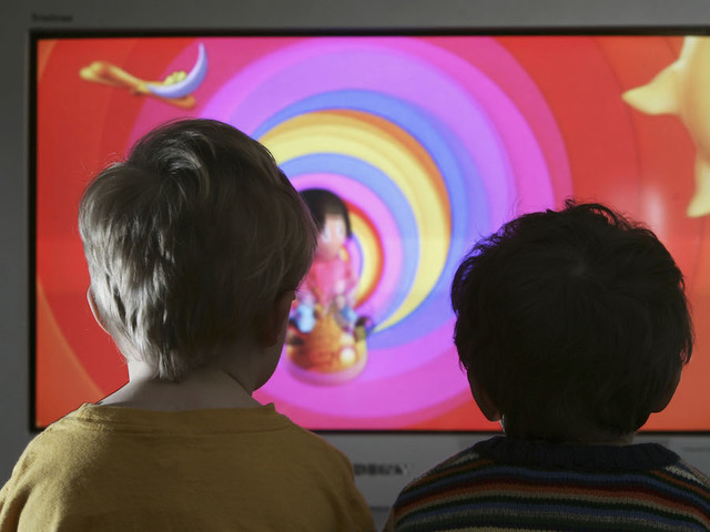 Is grandparents' old-school parenting putting kids at risk?