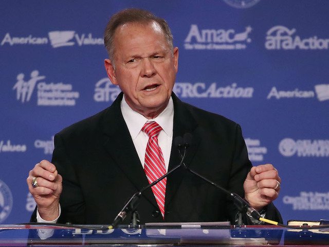 Sen. McConnell: Roy Moore should step aside