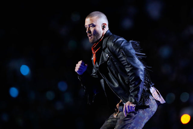 Watch: Justin Timberlake pays tribute to Prince during the Super Bowl halftime show