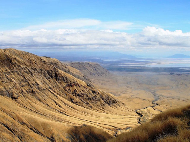 Big crack is evidence that East Africa could be splitting in two