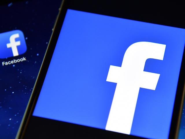 Facebook adds 'Clear History' option amid privacy scandal