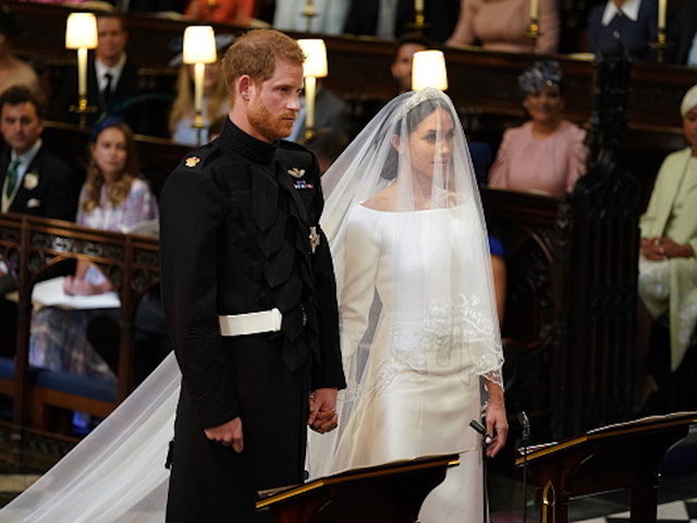 Royal Wedding: See photos of Meghan Markle's stunning wedding dress