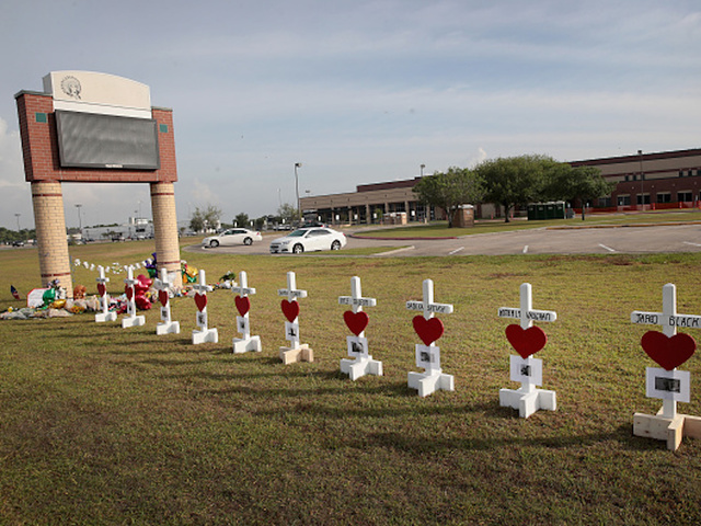 Santa Fe High students return to school for first time since shooting