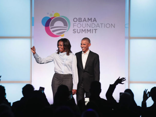 Barack and Michelle Obama jam at Beyoncé and Jay-Z concert