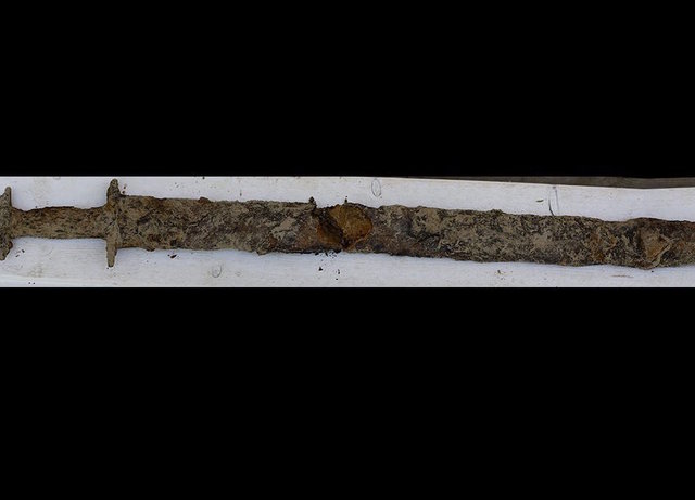 Girl dubbed 'Queen of Sweden' after drawing ancient sword from lake