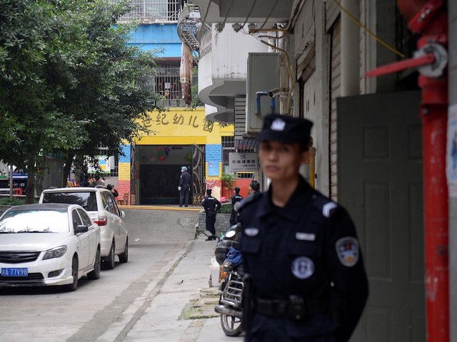 China kindergarten stabbing: Woman slashes at least 14 children